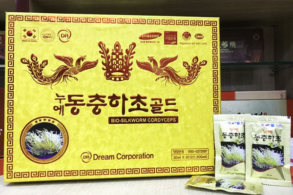 Nước đông trùng hạ thảo Hàn Quốc Dream Corporation hộp gỗ vàng
