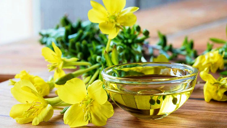 Có nên uống Tinh dầu hoa anh thảo kết hợp với vitamin E không?