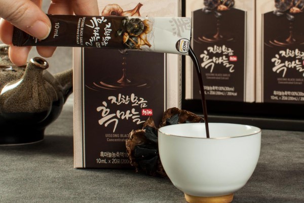 Nước ép tỏi đen Hàn Quốc cô đặc 100% hiệu Uiseong - hộp 30 gói