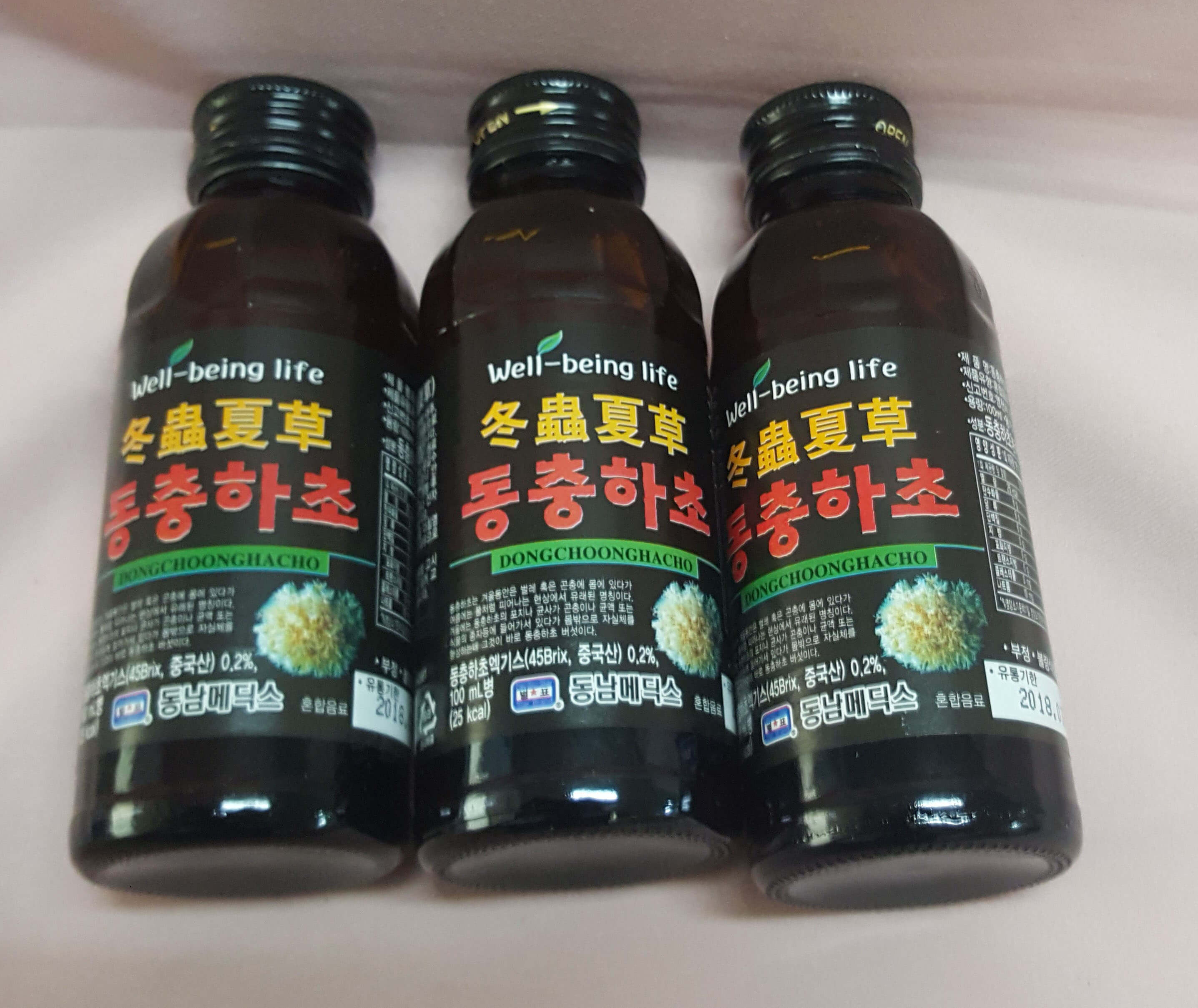Nước uống Đông trùng Hạ thảo Hàn Quốc - Thùng 10 hộp